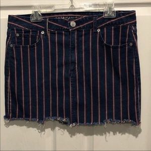 AMerican Eagle Super Stretch Hi Rise Mini Denim Skirt 
Sz 14 red white & blue